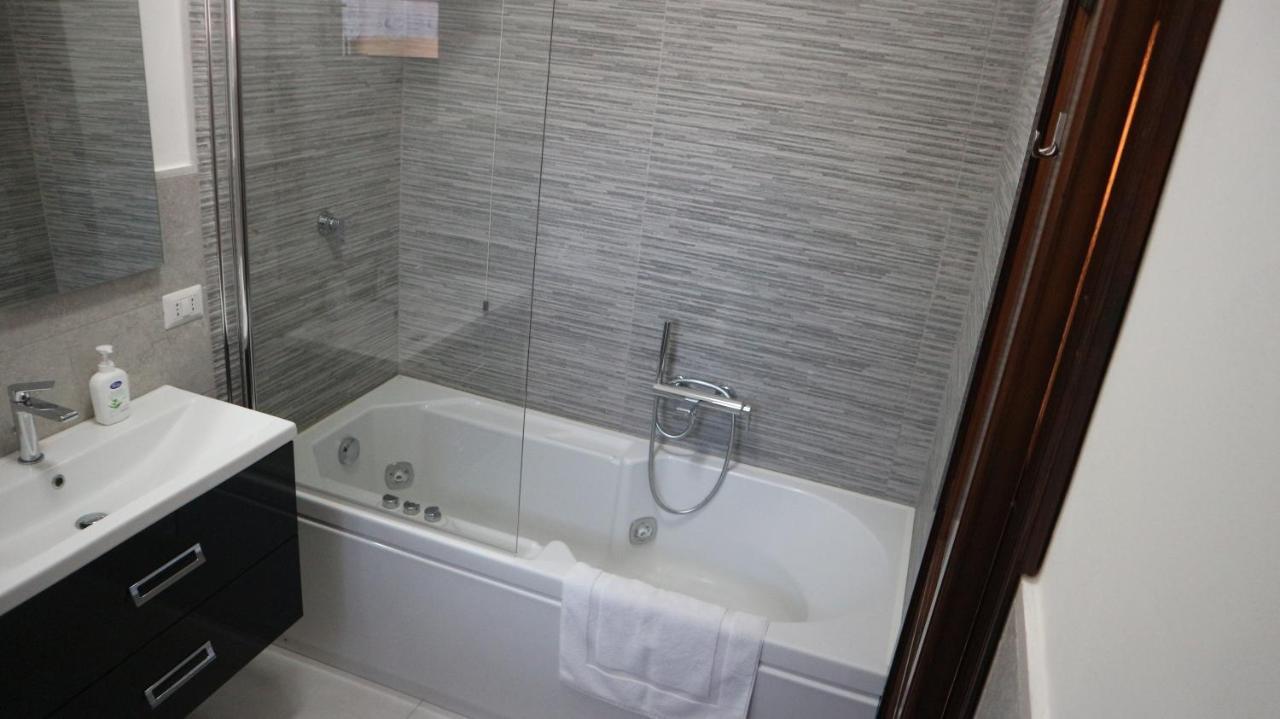 Appartement La Casa Di Elba E Mario à Porto Santo Stefano  Extérieur photo