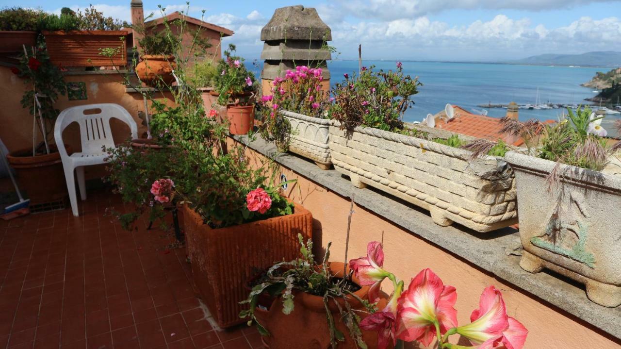 Appartement La Casa Di Elba E Mario à Porto Santo Stefano  Extérieur photo